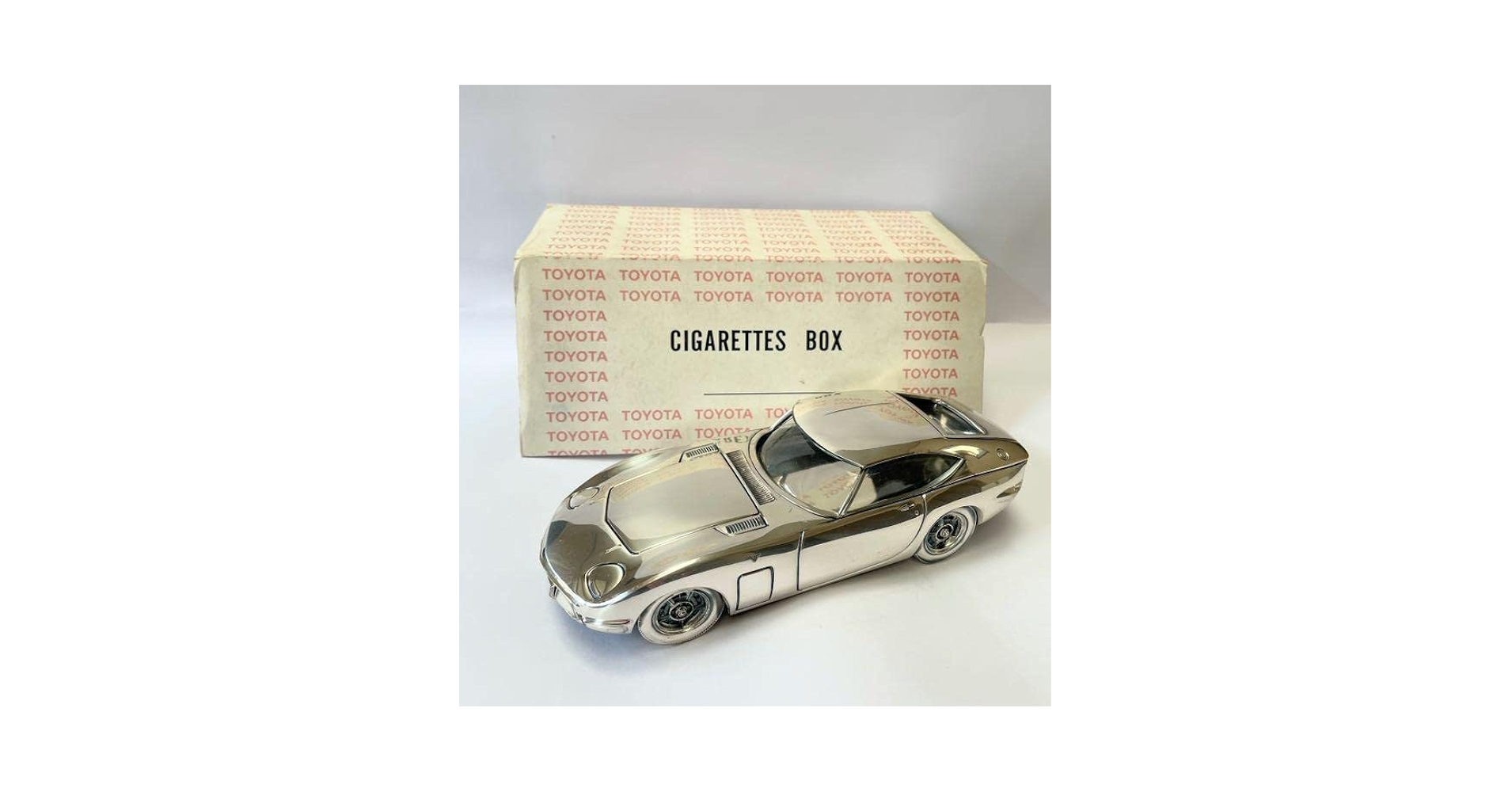 トヨタ2000GT シガレットケース Amazon | トヨタ 2000GT シガレットケース | ミニカー・ダイ